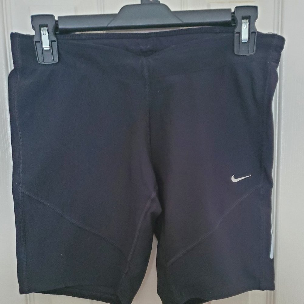 Euc Nike running shorts women's sz  m